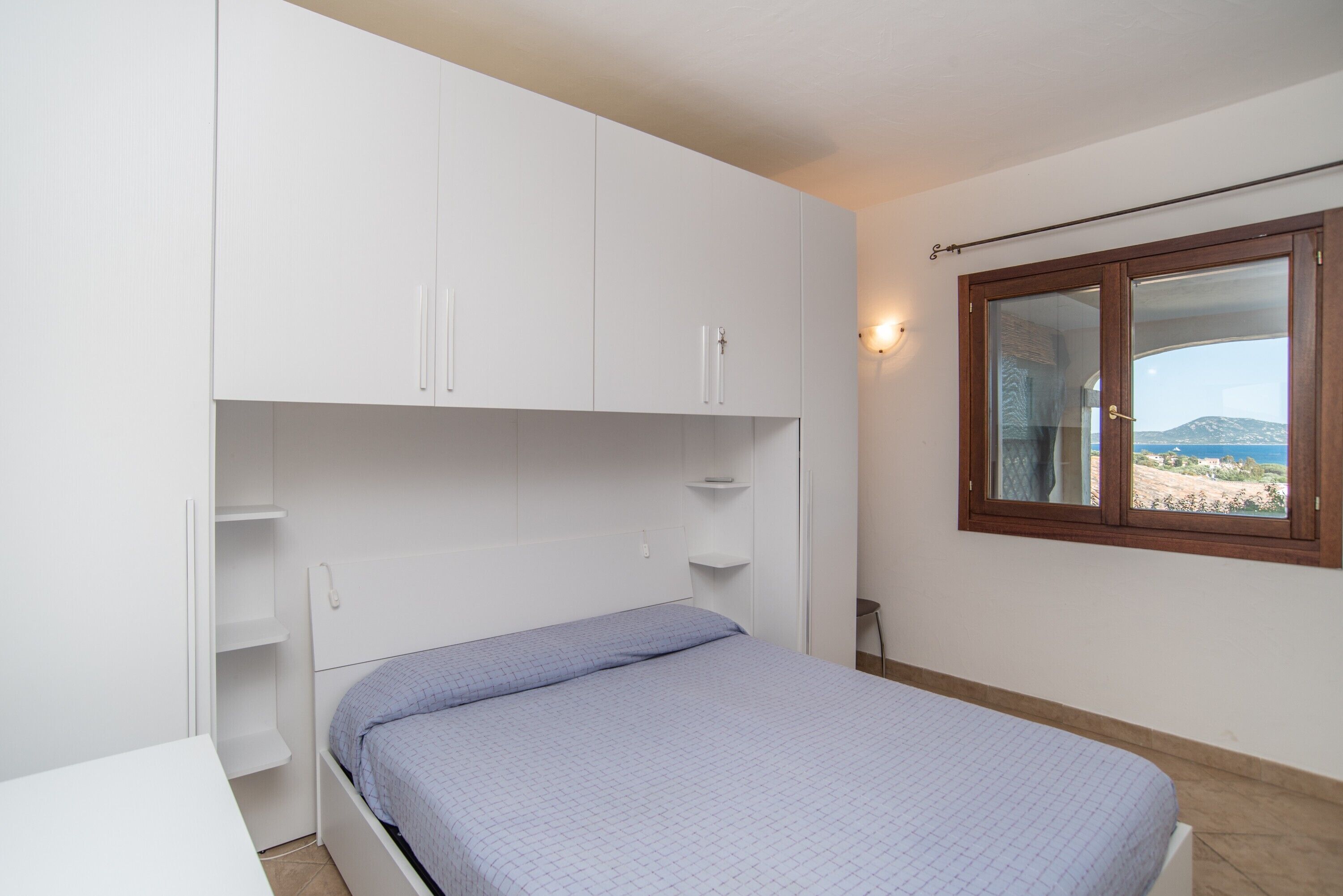 2 makuuhuonetta, silitysrauta/-lauta, ilmainen Wi-Fi, vuodevaatteet