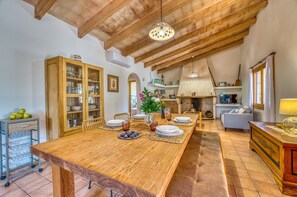 Dining - Finca 'Sa Caseta Son Morro' with Private Pool, Wi-Fi and Air Conditioning (Can Picafort)