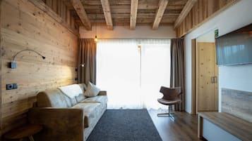 Fernseher, Tischtennisplatte