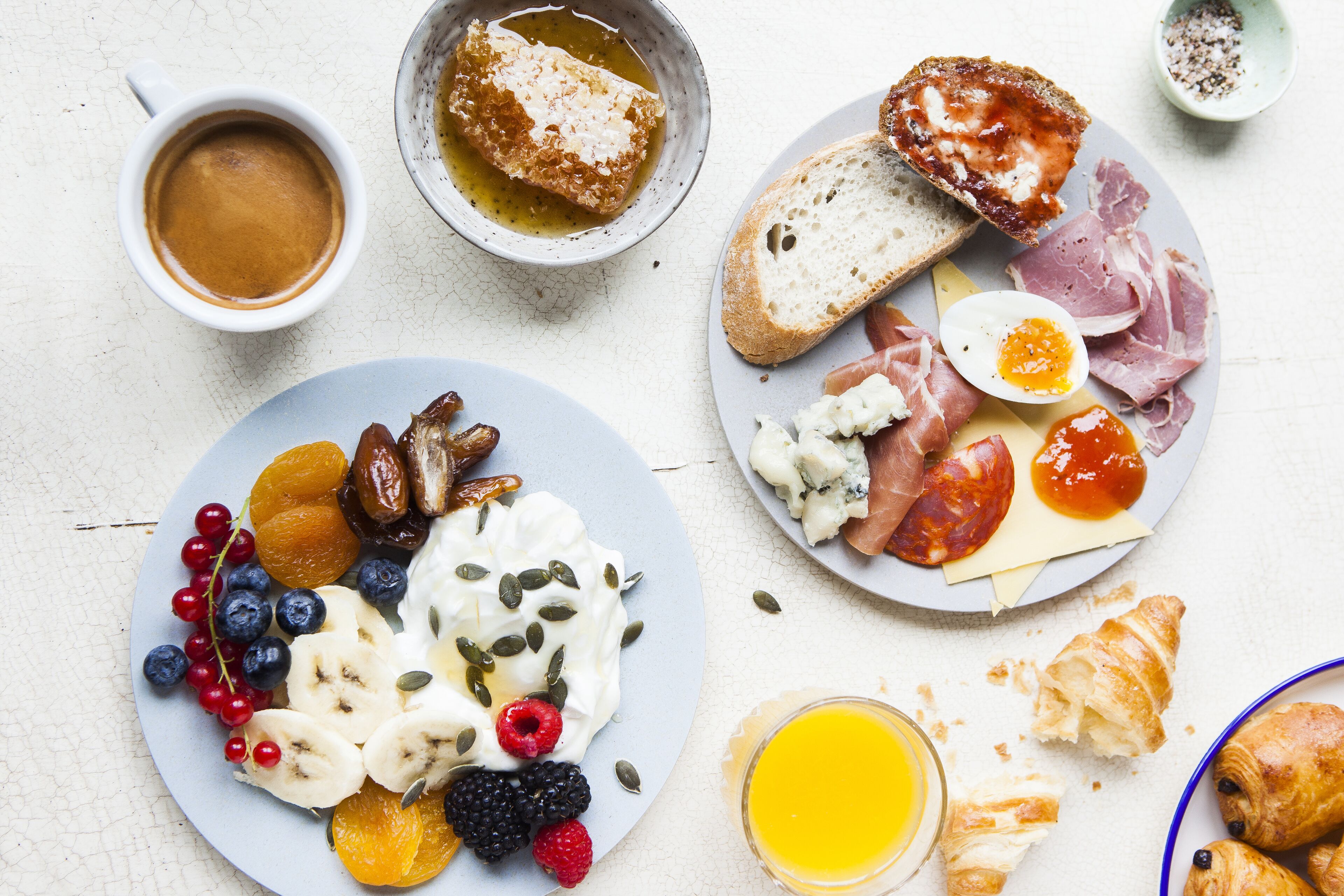 daily to-go breakfast (eur 15.50 per person)