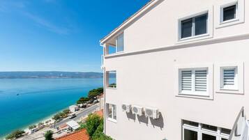 Apartment (Apartments Hope (Dugi Rat) - Three-Be) | Außenbereich