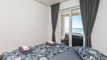 Apartment (Apartments Hope (Dugi Rat) - Three-Be) | 9 Schlafzimmer, kostenlose Babybetten