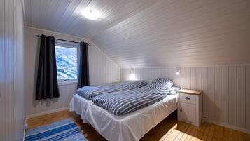 4 quartos, ferros/tábuas de passar roupa, Wi-Fi, roupa de cama