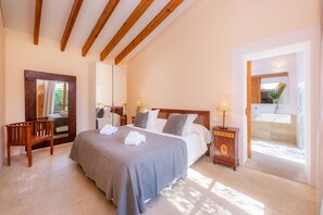 2 camere, ferro/asse da stiro, Wi-Fi gratuito, lenzuola