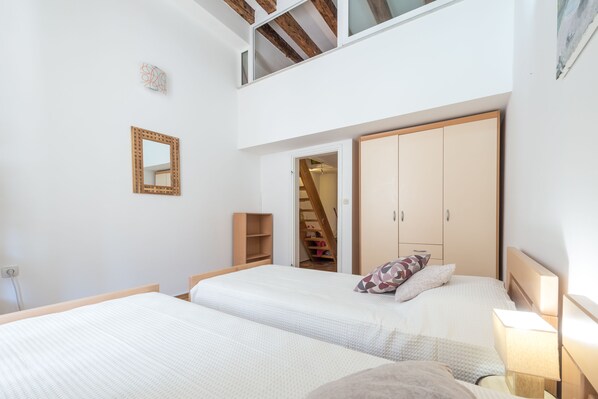 Apartment (Two Bedroom Apartment with City View) | 2 bedrooms - Apartment Old Writer (Dubrovnik)