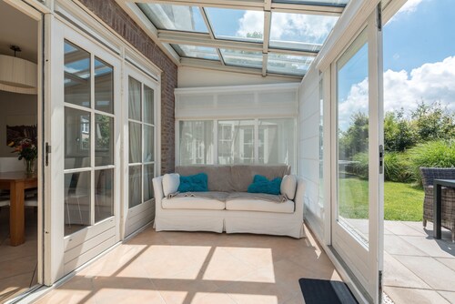 Holiday home Most beautiful spot in Noordwijk with Wi-Fi & Terraces