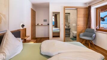 1 slaapkamer, een strijkplank/strijkijzer, gratis wifi, beddengoed