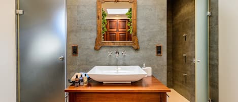 Bathtub, hair dryer, towels