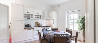 Bright country house with garden - Villa Botticelli