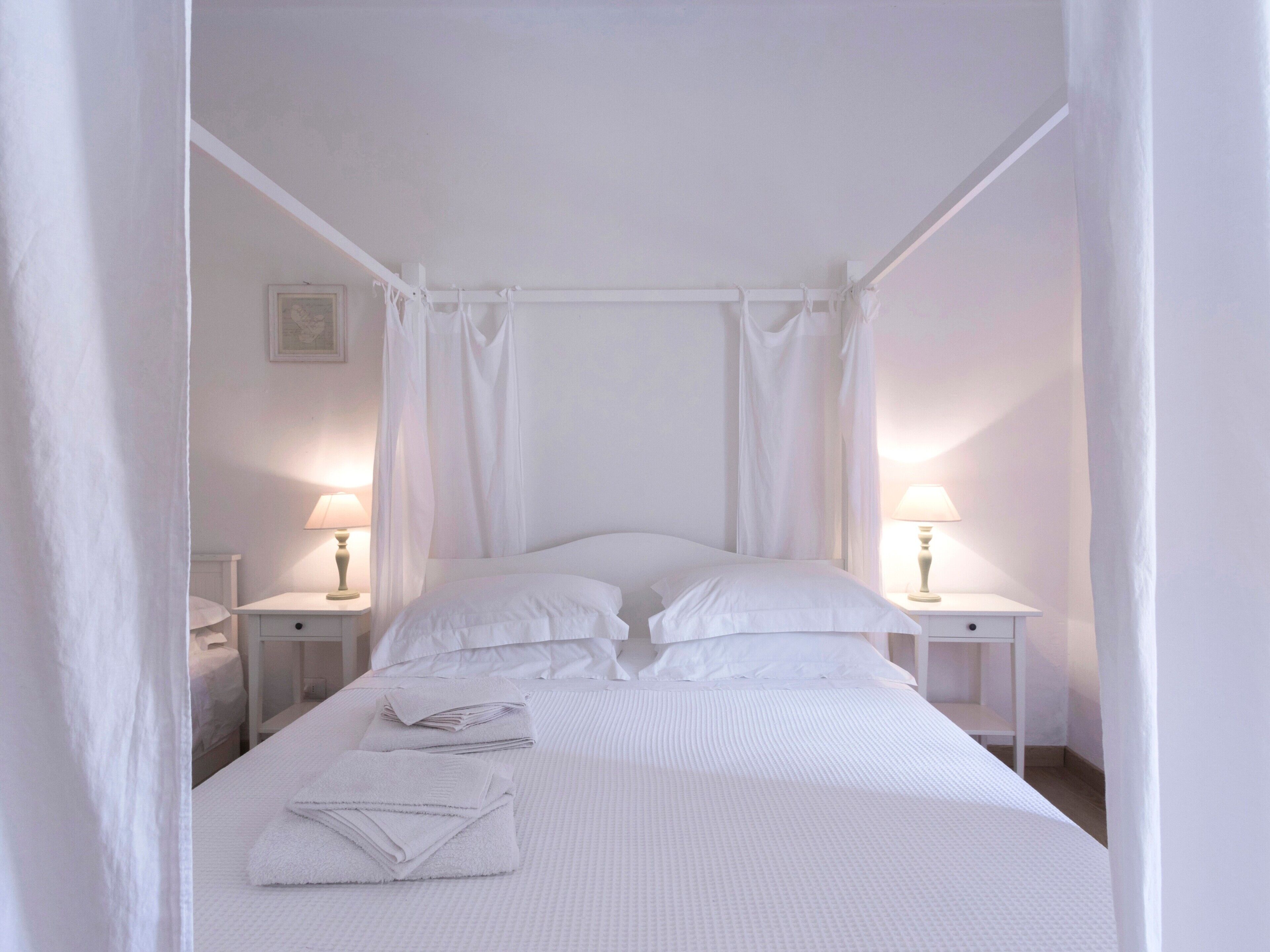 4 quartos, ferros/tábuas de passar roupa, Wi-Fi de cortesia