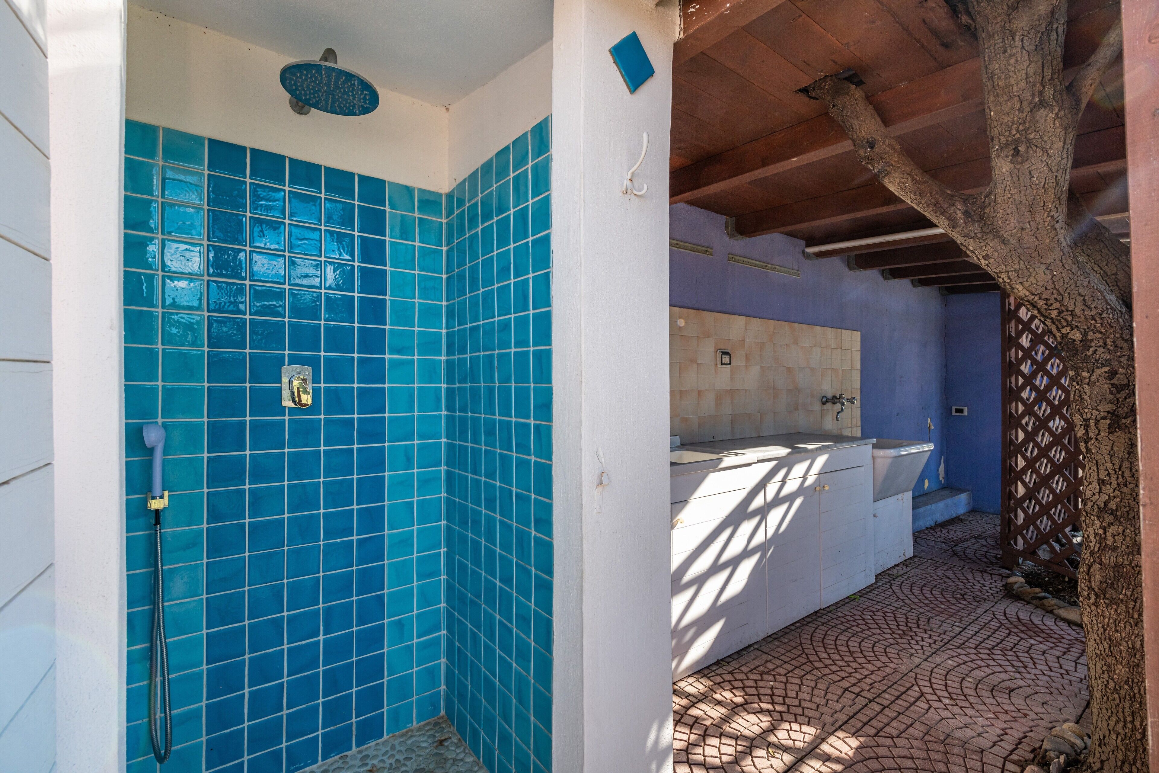 Bruser, gratis toiletartikler, hårtørrer, håndklæder