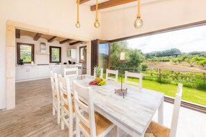 Dining - Country House "S'Hort De Carrossa" with Pool, Terrace, Garden & Wi-Fi (Artà (BALEARS))