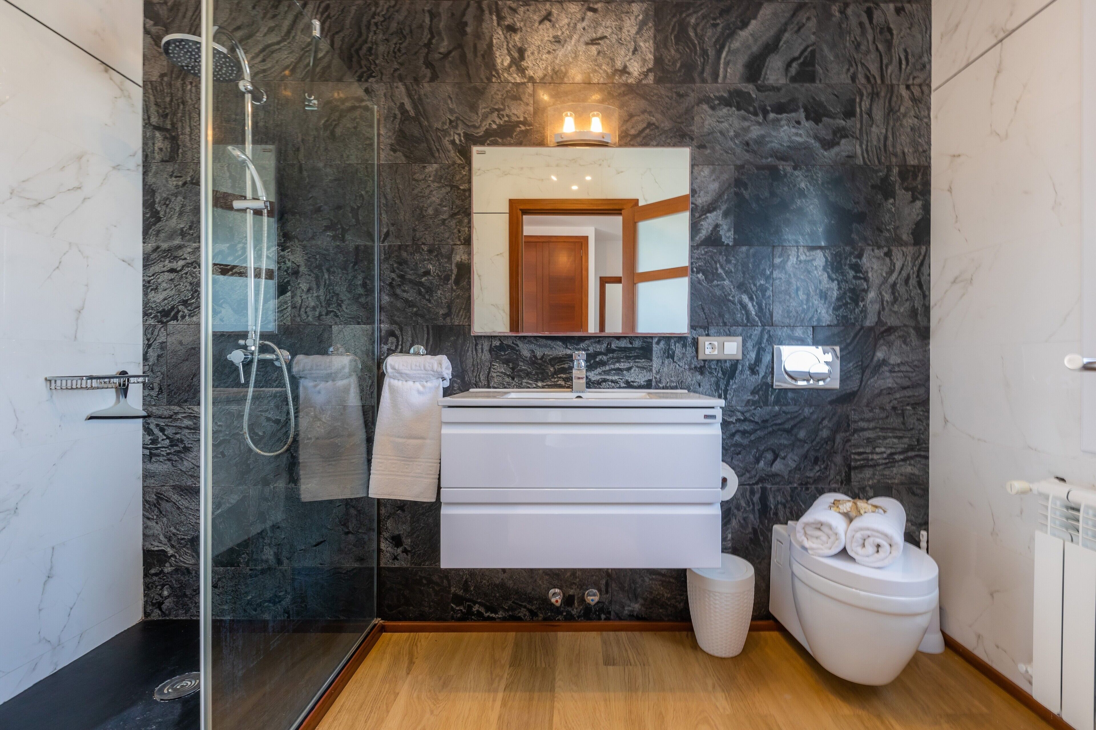 Shower, hair dryer, towels