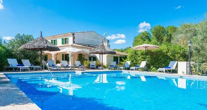 Villa "Son Perxa" with Pool and Garden