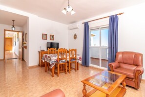 Interior - Holiday Apartment "Las Torres" Close to the Beach and the Center (Conil)
