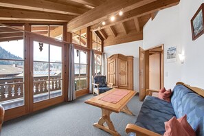 Fernseher, Stereoanlage