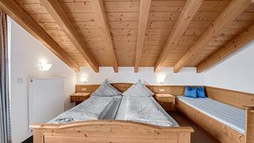 1 soverom, strykejern/-brett, wi-fi (inkludert) og sengetøy