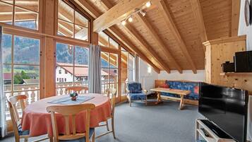 テレビ、ステレオ