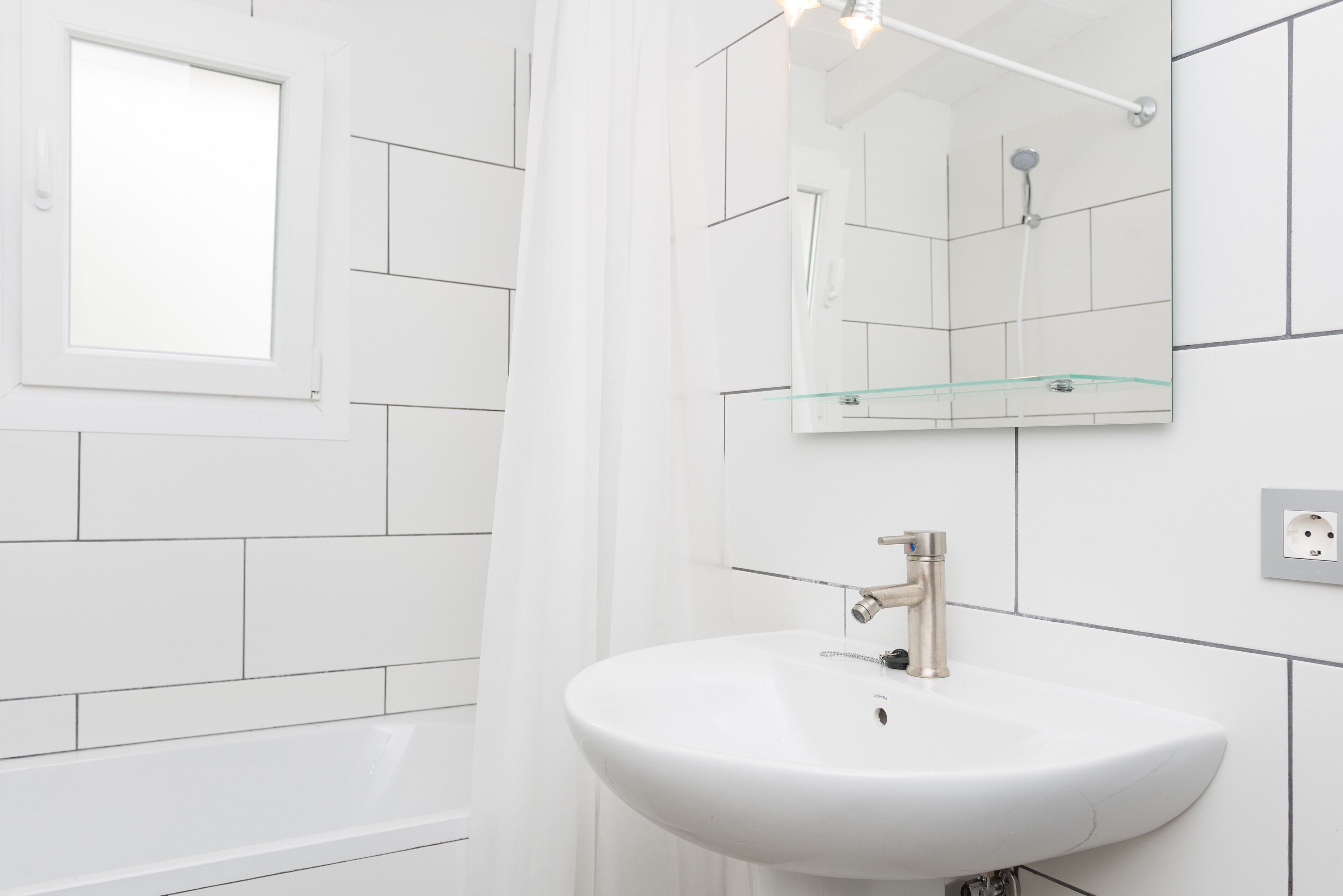 Baignoire, serviettes fournies