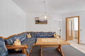 Fernseher, Stereoanlage