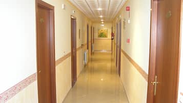 Interni
