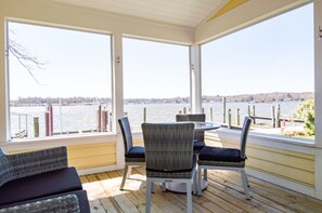 Studebaker Cottage | Terrace/patio - Old Pike Cottages (Saugatuck)