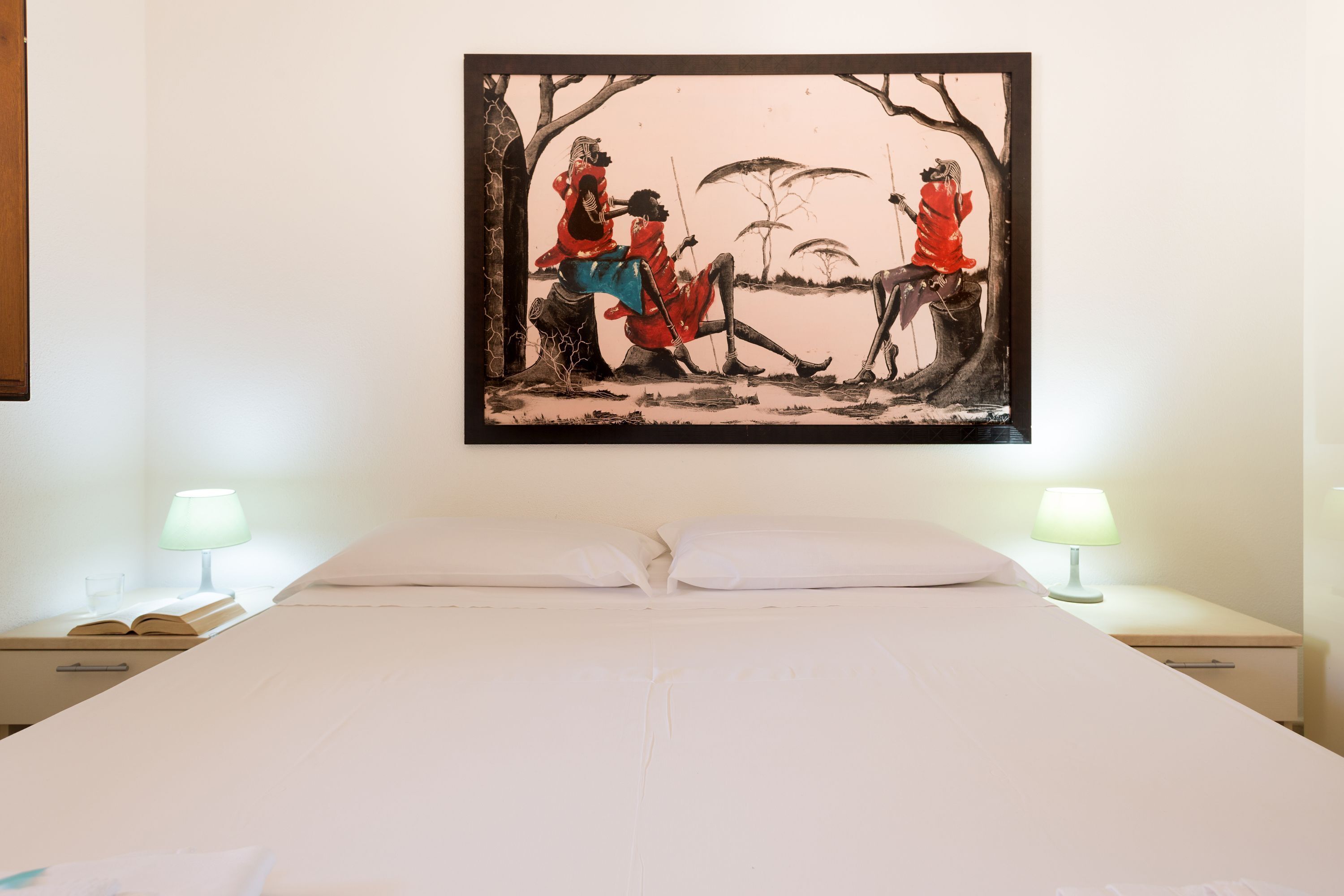 3 slaapkamers, een strijkplank/strijkijzer, gratis wifi, beddengoed