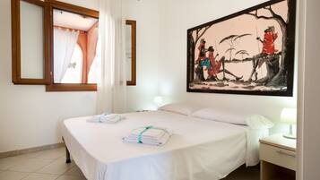 3 室のベッドルーム、アイロン / アイロン台、WiFi (無料)、ベッドシーツ