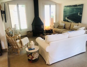 TV, fireplace - "Can Botana 8" with Mountain View, Air Conditioning, Pool & Garden (Cala Sant Vicente)