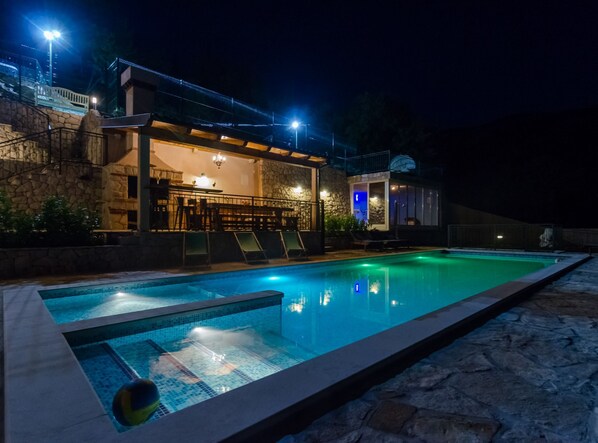 Villa (Four-Bedroom Villa with Terrace) | Pool | Seasonal outdoor pool, pool umbrellas, pool loungers
