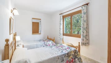 2 Schlafzimmer, Bügeleisen/Bügelbrett, kostenloses WLAN, Bettwäsche