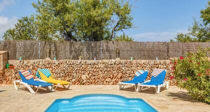 Finca "Sa Barraca d'en Camine" mit Pool in der Natur