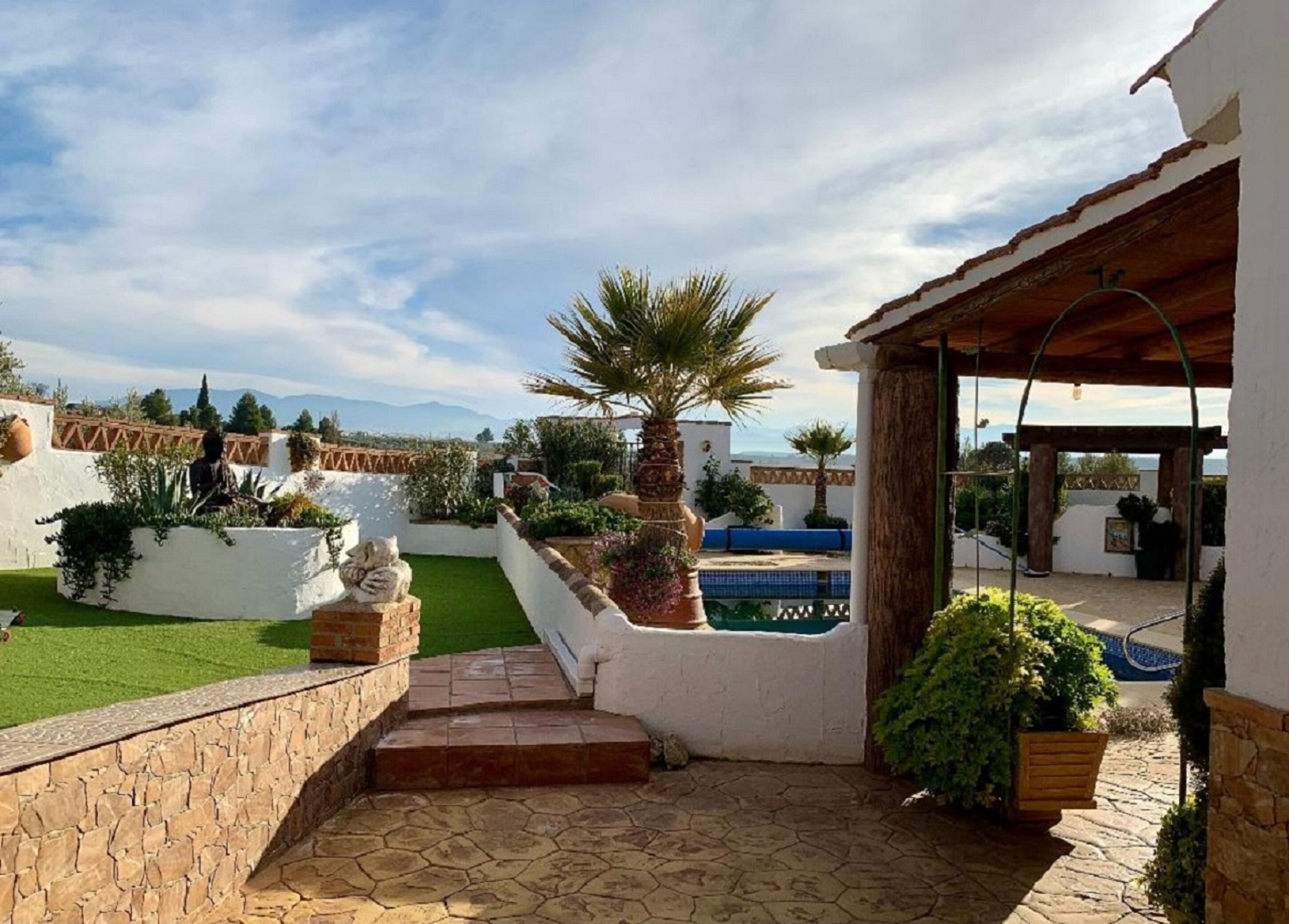 المنشأة من الخارج