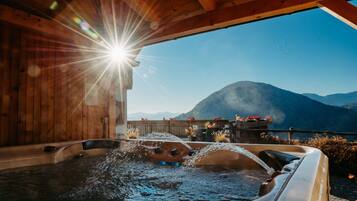 Baignoire à remous extérieure