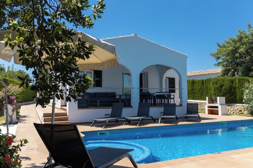 Holiday Home "Villa Finesse" with Private Pool and Garden