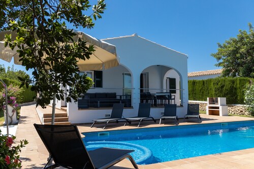 Ferienhaus "Villa Finesse" mit privatem Pool und Garten