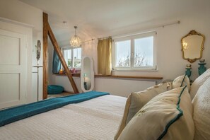 2 chambres, fer et planche à repasser, Wi-Fi gratuit, draps fournis