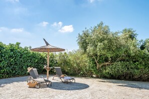 Terrace/patio - Modern holiday home in idyllic location - Villa La Quinta de Maria Luisa 2 (Zahora)
