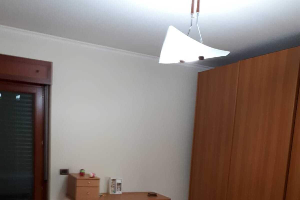 Single Room | Meja, kalis bunyi, Wi-fi percuma