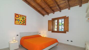 2 chambres, fer et planche Ă  repasser, Wi-Fi gratuit, draps fournis