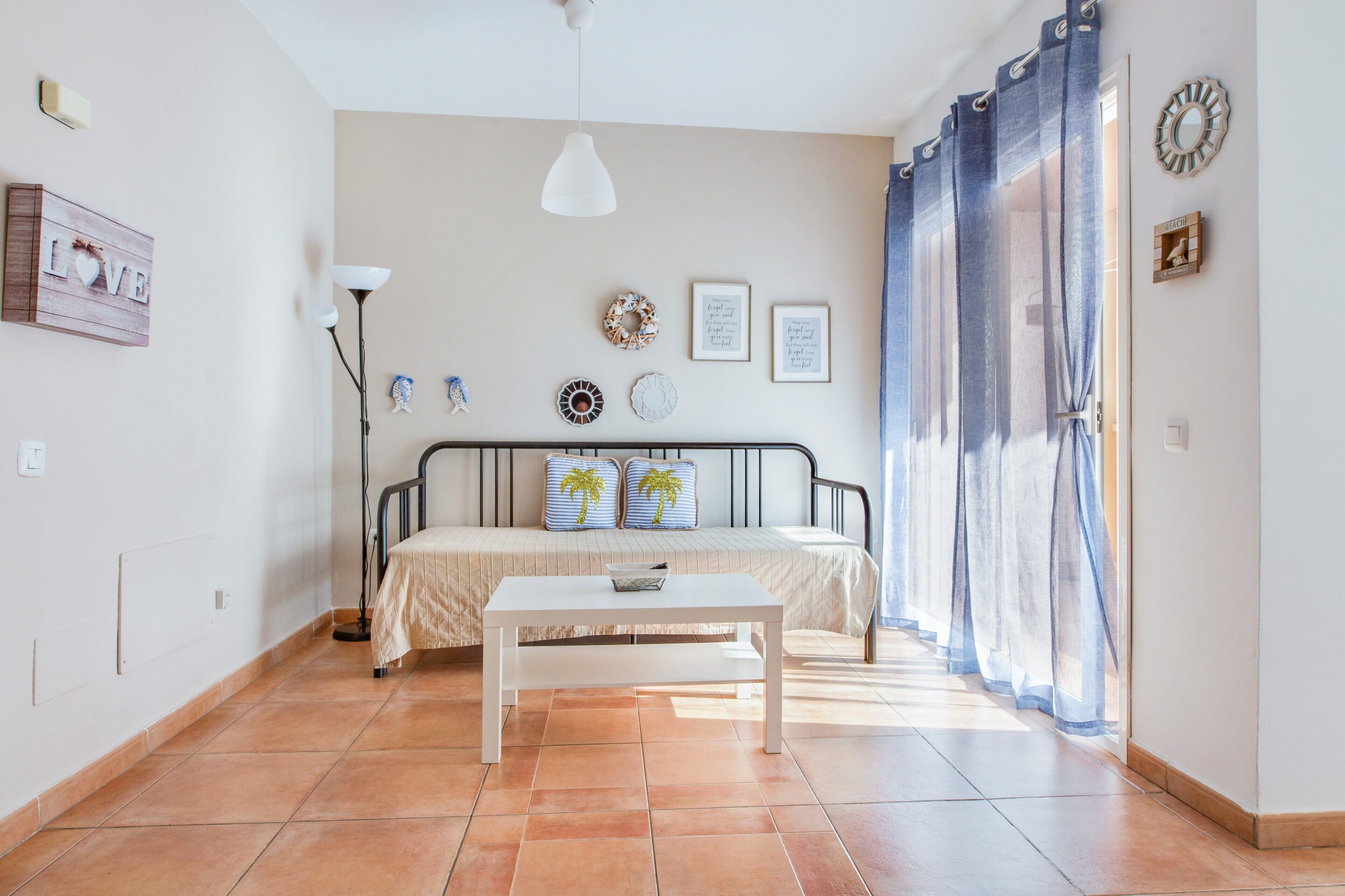 1 quarto, Wi-Fi de cortesia, roupa de cama