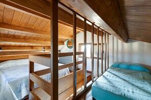 1 bedroom, iron/ironing board, free WiFi, bed sheets - Villino Turchese Beachfront House with Ocean View and Terrace (Cabras)