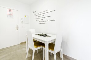 Dining - Modern, with roof terrace and very close to the beach - Apartamento La Perla (Conil de la Frontera)
