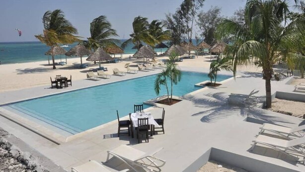 Pool - sunseabar beach hotel kendwa (Kendwa)