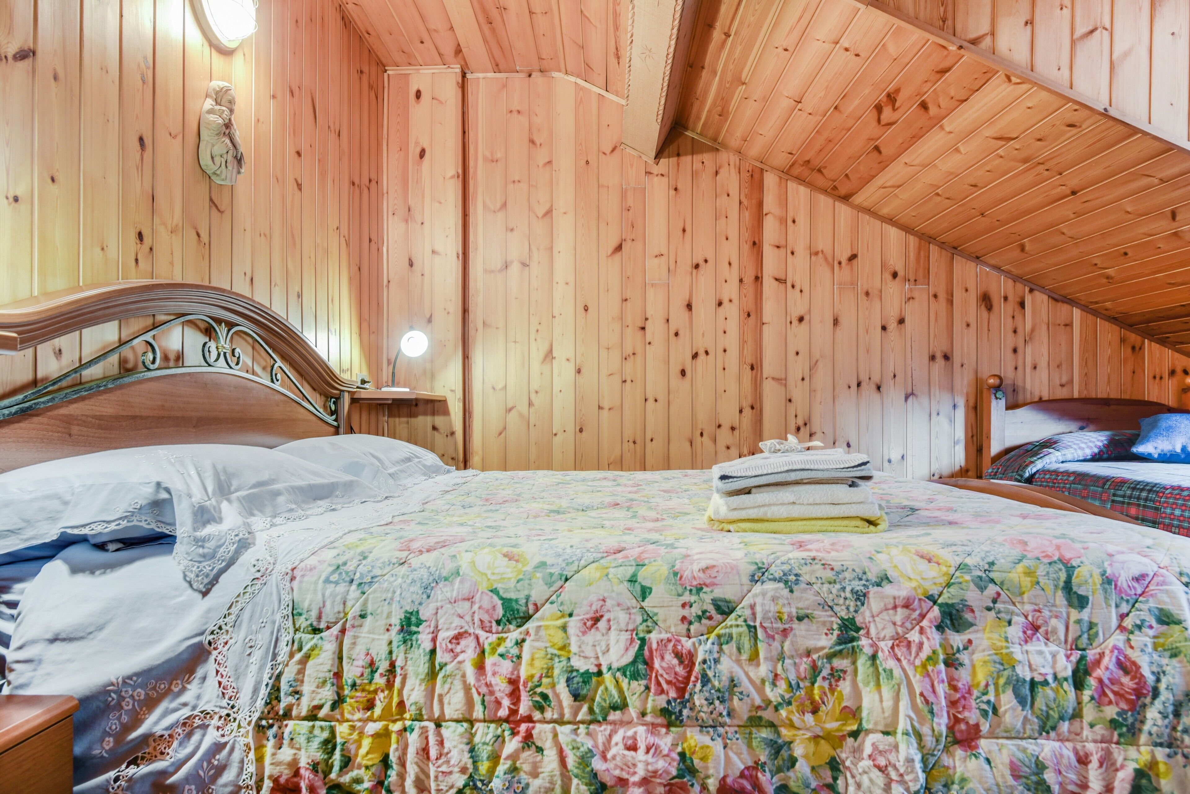 2 habitaciones, tabla de planchar con plancha y wifi gratis 