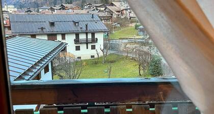 Apartment “Mansarda tra le Dolomiti di Brenta" with Mountain View & Balcony