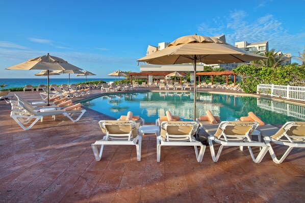 View from property - State of the Art beach front Condo (Cancun)