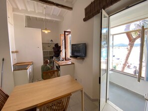 Dining - Apartment "Porticciolo" near the beach with sea view and A/C (Marina di Campo)