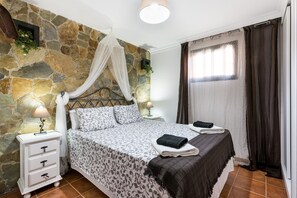 3 Schlafzimmer, Bügeleisen/Bügelbrett, kostenloses WLAN, Bettwäsche