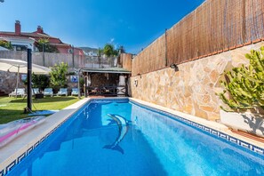 Pool - Tranquil Home Short Drive from Main Attractions with Pool, Terrace, Garden (Benalmádena)